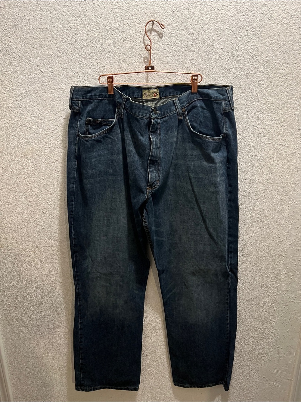 Wrangler Men's Dark Blue Relaxed Jeans